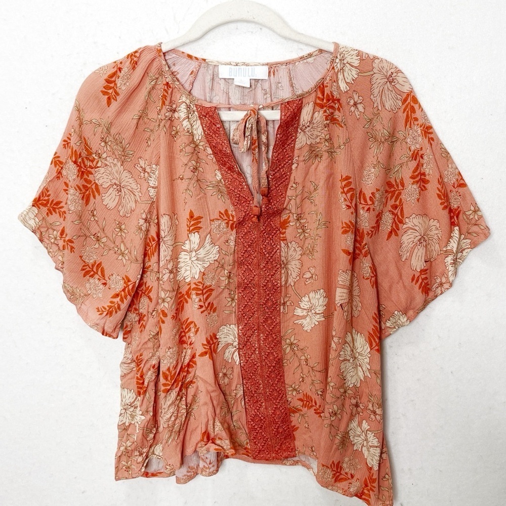 Bunulu Bohemian Style V-Neck Blouse Flowy Sleeves Embroidered Detail Size Large